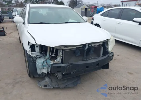 2011 Toyota Camry Le z USA, uszkodzony, nr VIN 4T1BF3EK8BU757416